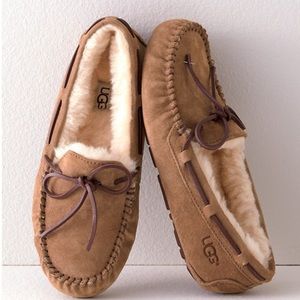 UGG Dakota classic mok chestnut women’s slippers